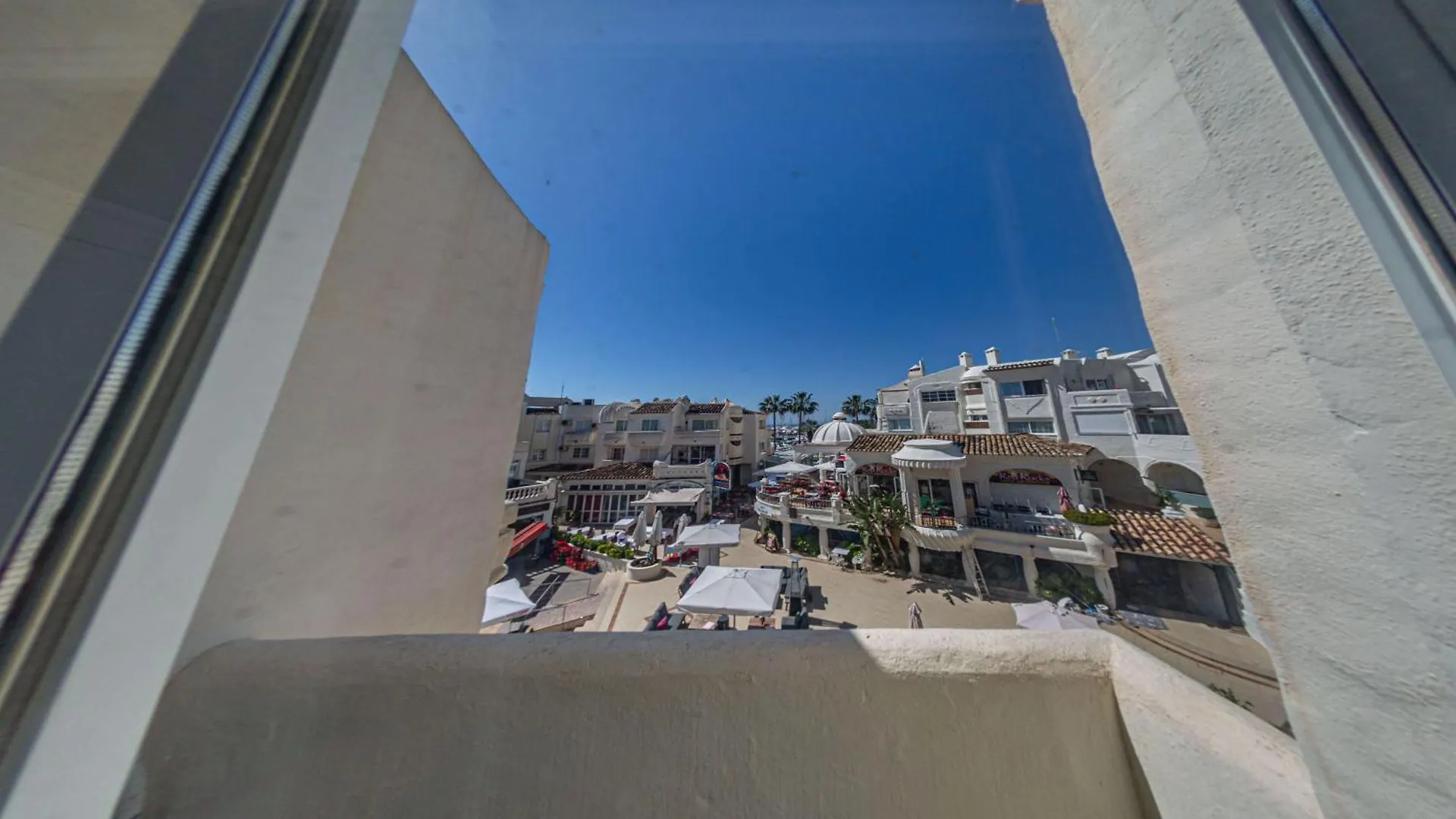Holiday Apartment Puerto Marina Benalmadena Spain