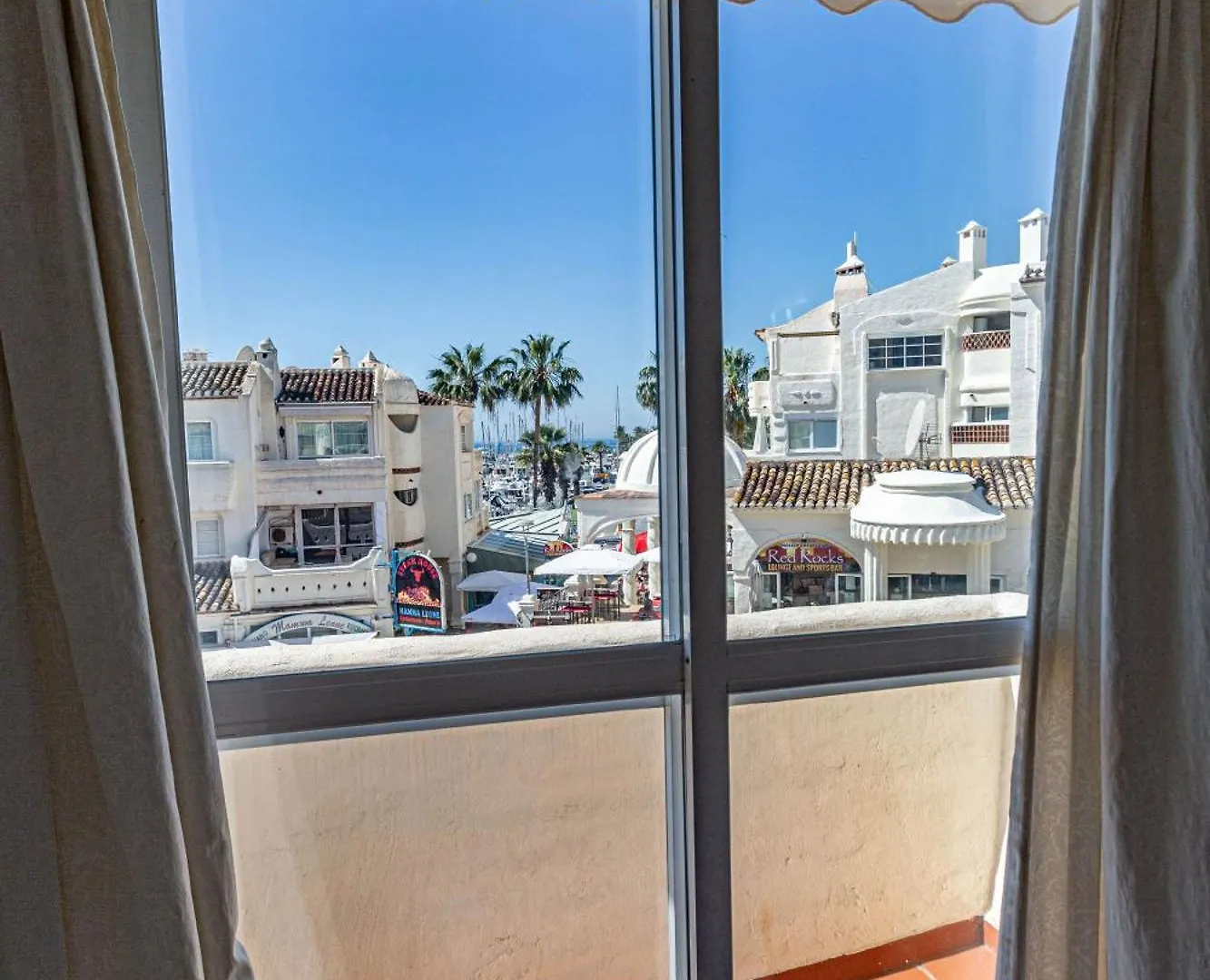 Holiday Apartment Puerto Marina Benalmádena